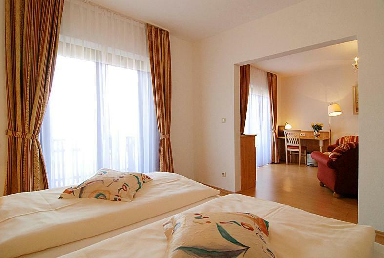 Hotel Am Kureck バート・ウィーゼ エクステリア 写真